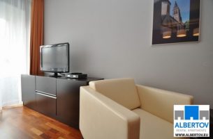 F1.530A